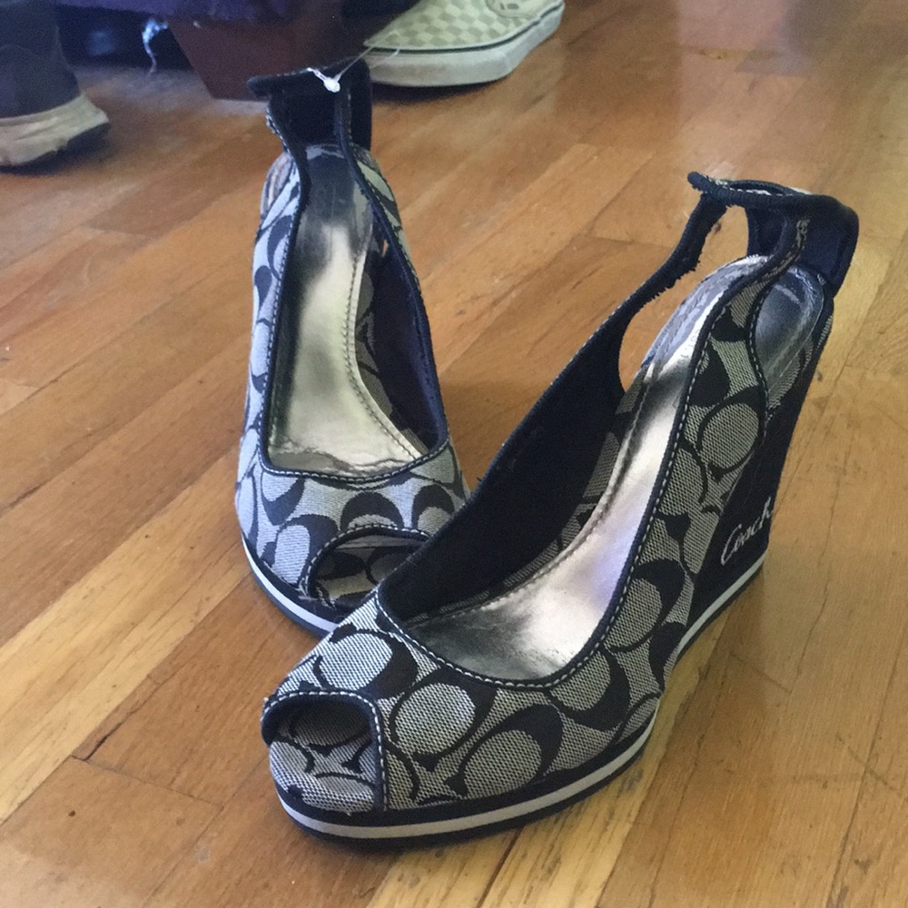 Black coach wedges